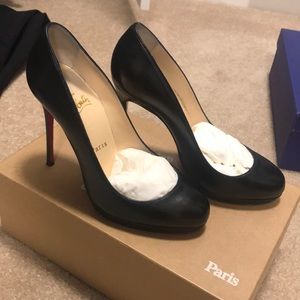 Christian louboutins pumps